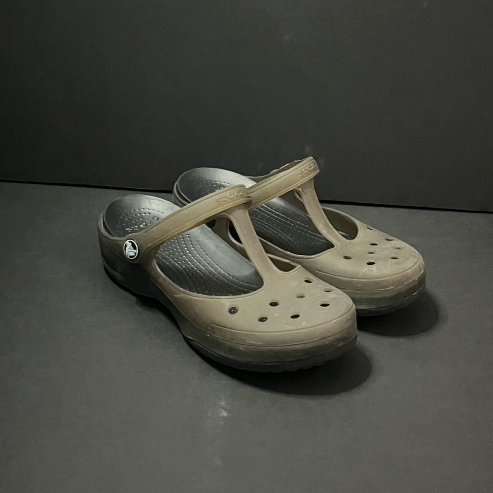 women’s sandal, clog crocs